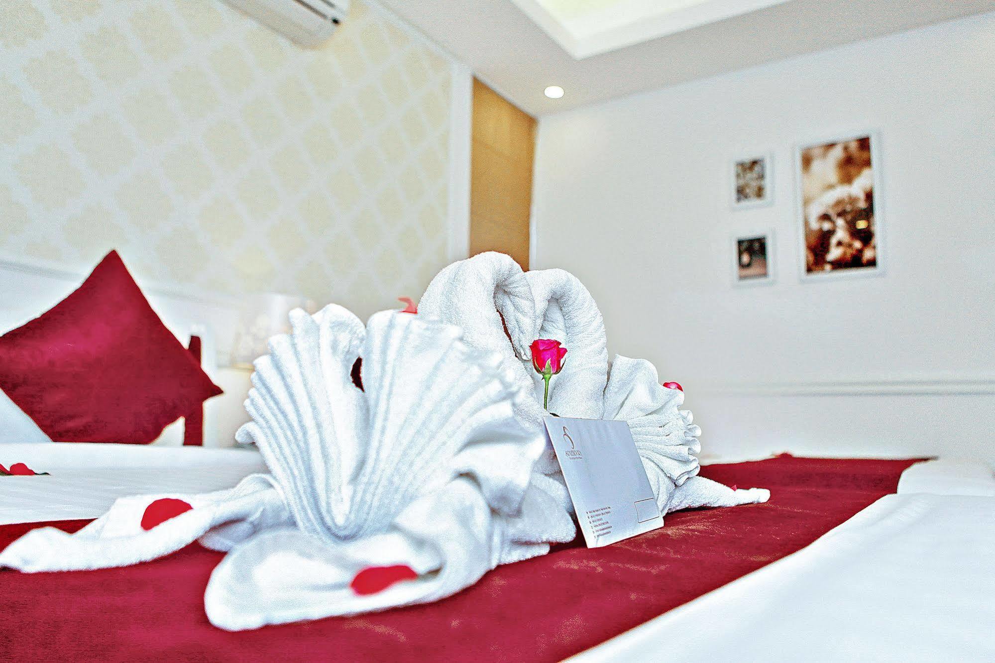 Hanoi Veris Boutique Hotel & Spa Exteriör bild